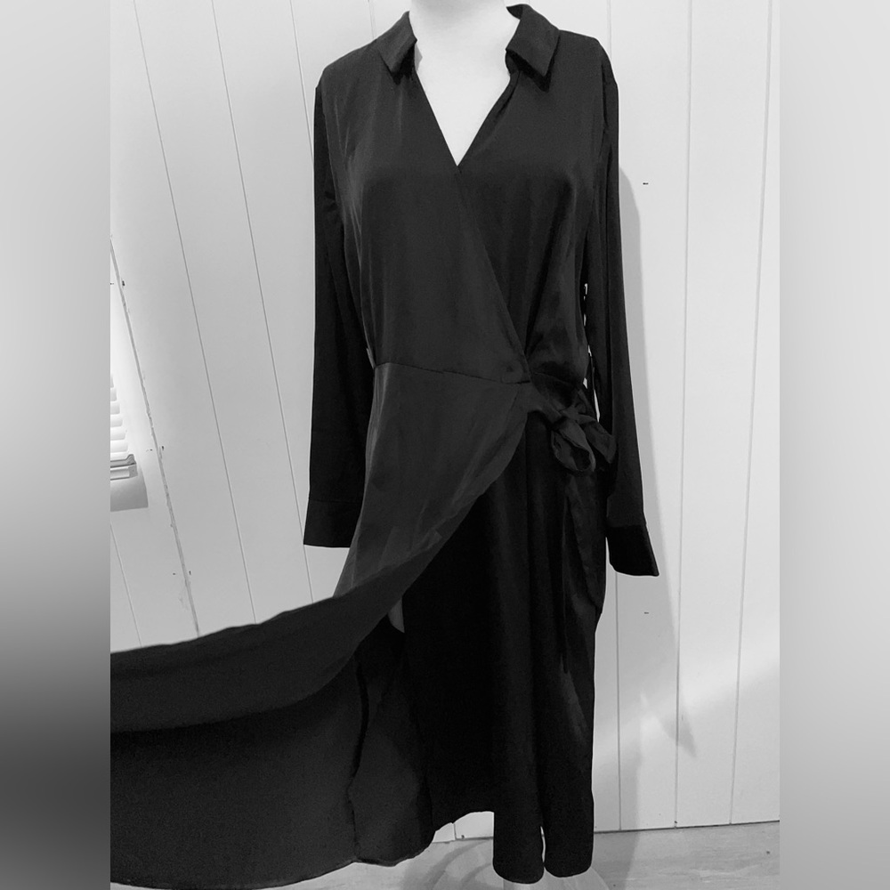 Halogen Wrap midi Dress NWT LS Lightweight size XL black